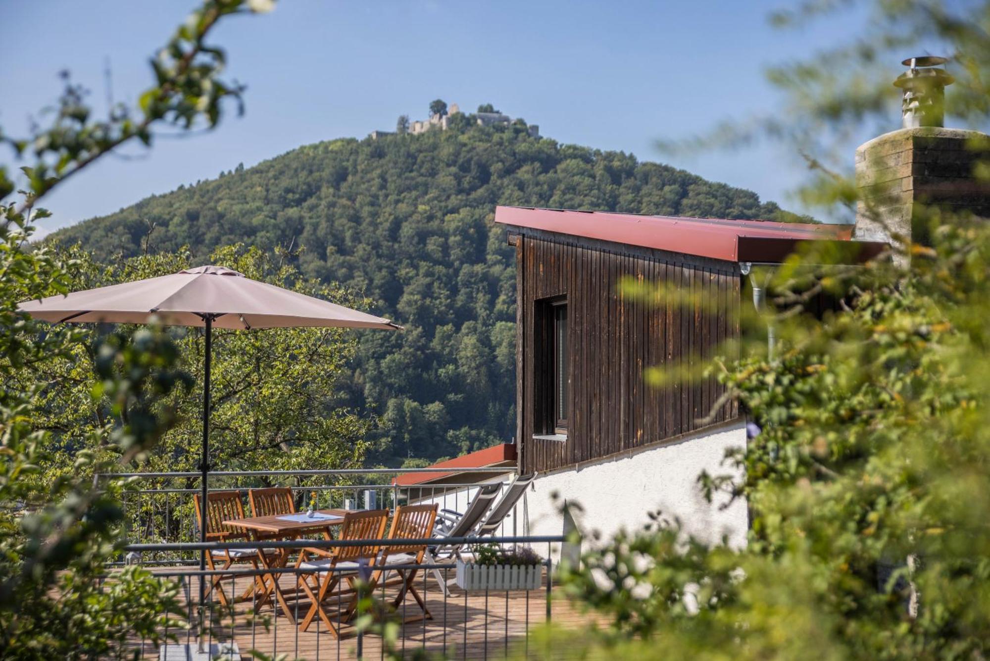 Ferienwohnung Am Samuelstein Bad Urach Exterior photo
